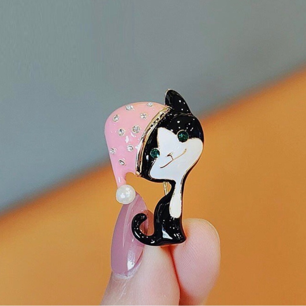 Cat Brooch - Picture 1 of 6